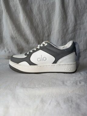 Alo Yoga Recovery Mode Sneakers Women’s 6.5 SEE PIX